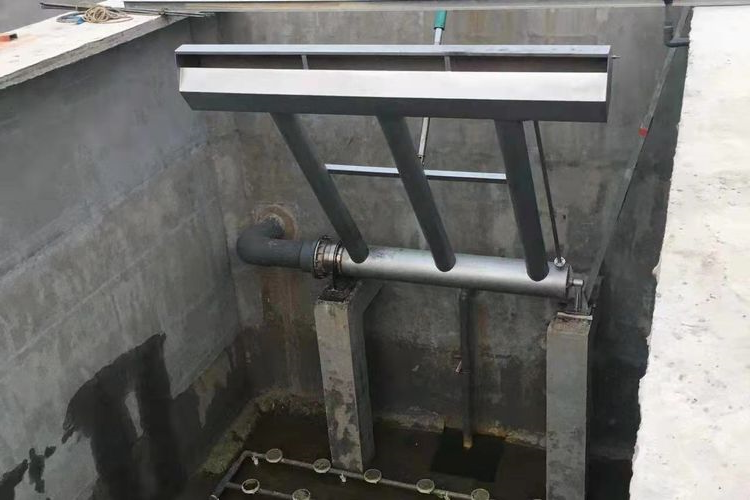 滗水器
