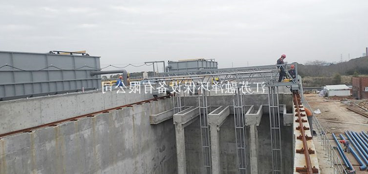 行车泵吸式吸泥机 行车泵吸式吸泥机